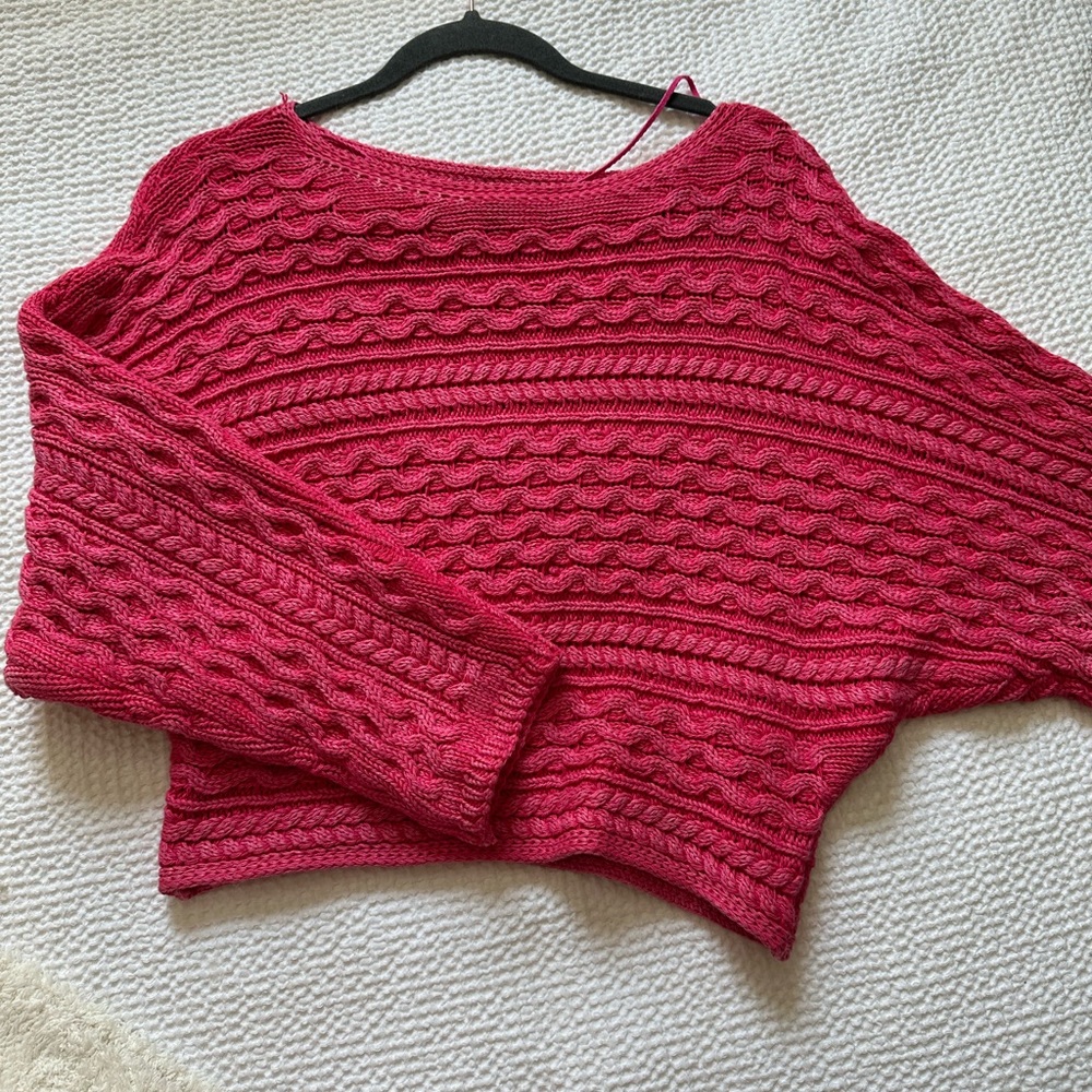 ANTHROPOLOGY cropped sweater, Size Med, NEVER WORN